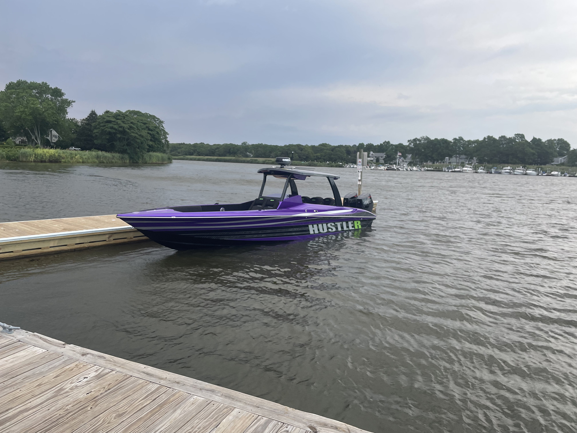 Hustler Powerboats 344 CC