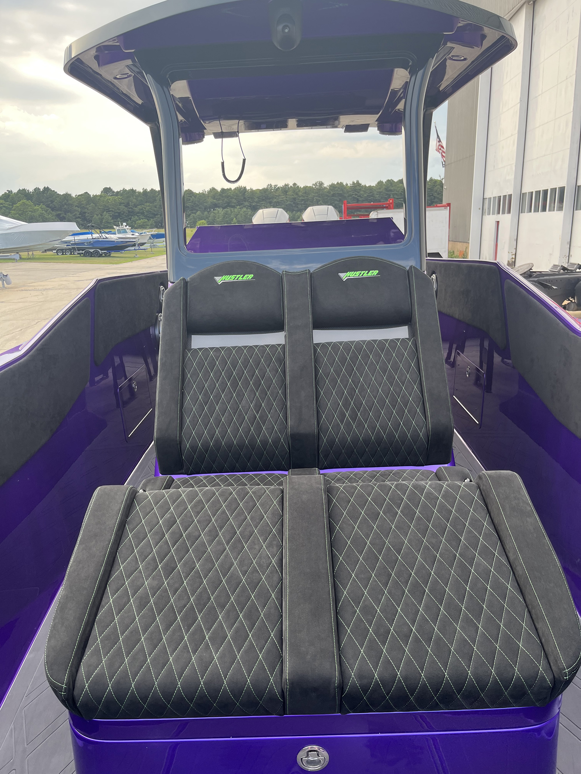 Hustler Powerboats 344 CC