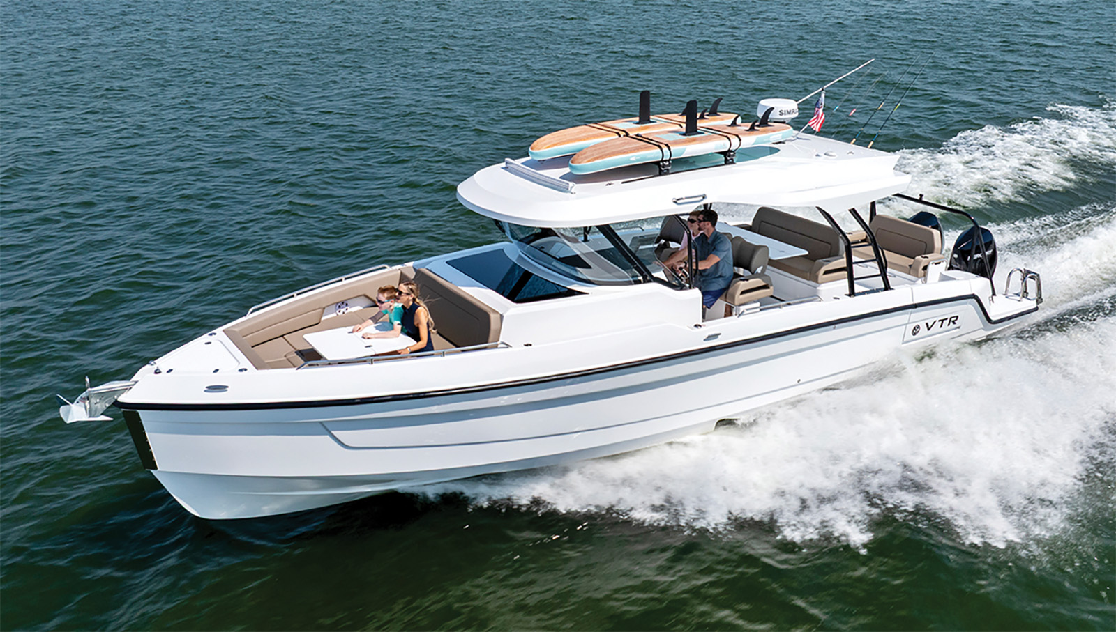Web 38 vtr gallery 1 Cruisers Yachts
